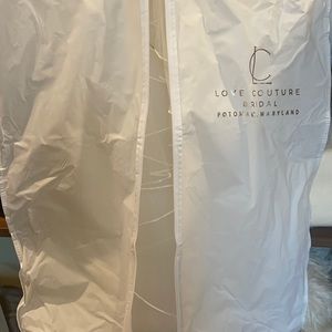 Cathedral wedding veil; brand new